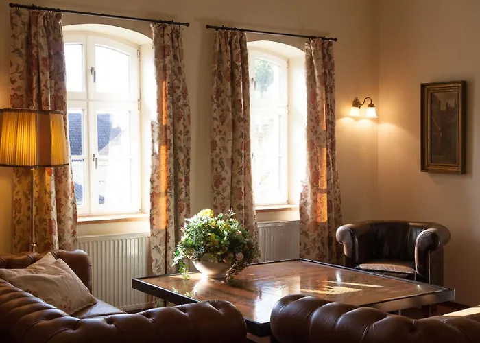 Alte Schmiede بيت ضيافة 3*